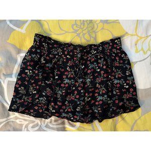 American Eagle Floral Shorts Size Small